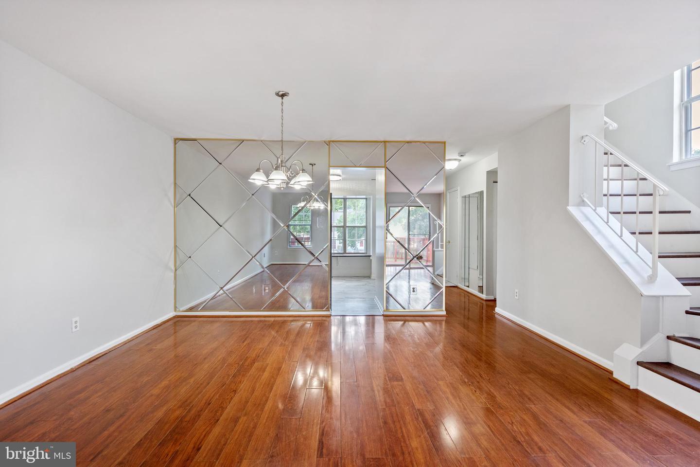 5501 WOODLAWN MANOR CT, ALEXANDRIA, Virginia 22309, 4 Bedrooms Bedrooms, ,3 BathroomsBathrooms,Residential,For sale,5501 WOODLAWN MANOR CT,VAFX2253830 MLS # VAFX2253830
