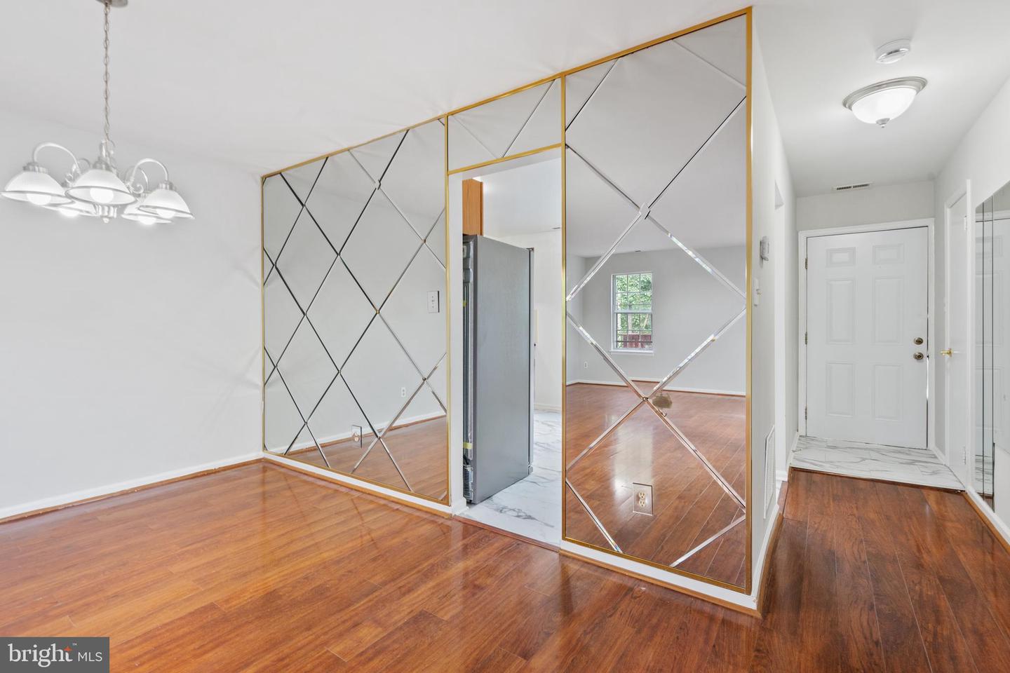 5501 WOODLAWN MANOR CT, ALEXANDRIA, Virginia 22309, 4 Bedrooms Bedrooms, ,3 BathroomsBathrooms,Residential,For sale,5501 WOODLAWN MANOR CT,VAFX2253830 MLS # VAFX2253830