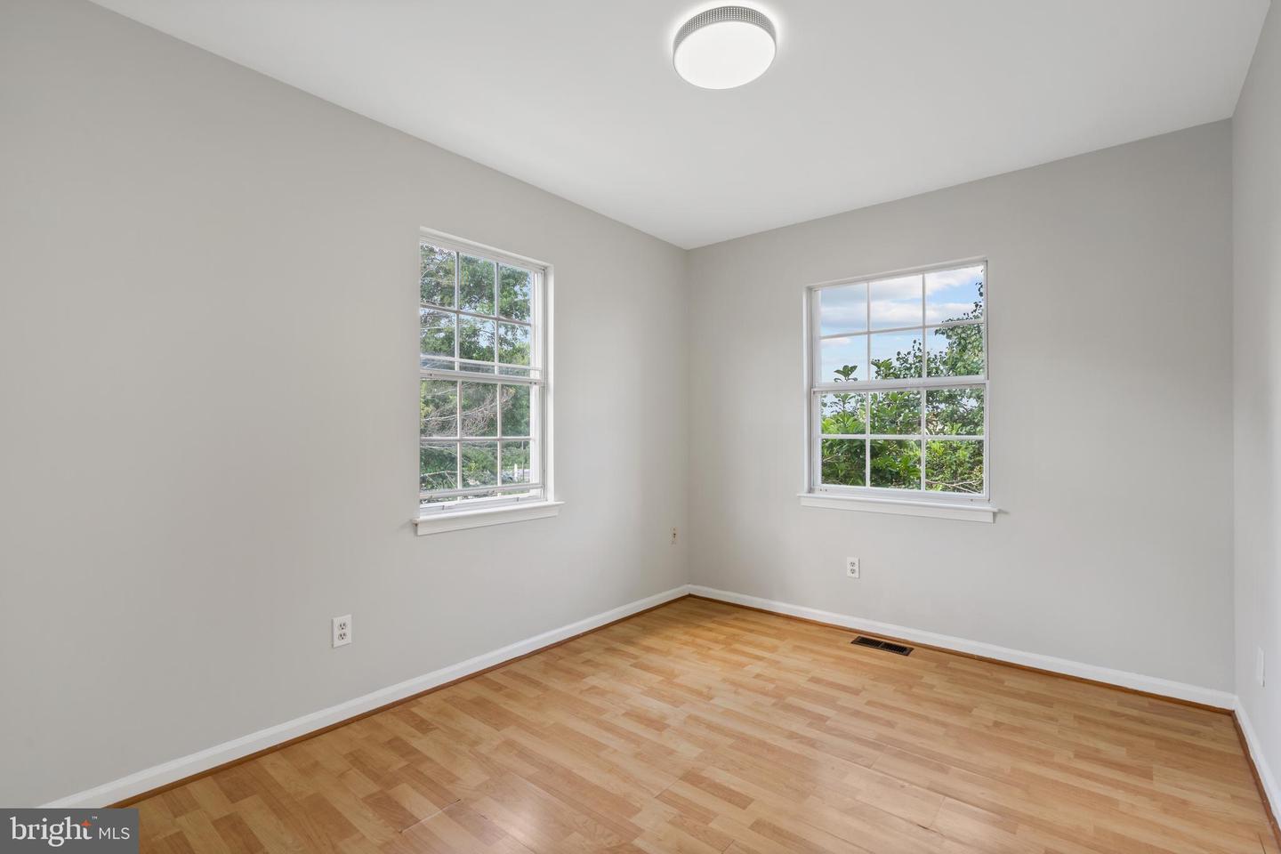 5501 WOODLAWN MANOR CT, ALEXANDRIA, Virginia 22309, 4 Bedrooms Bedrooms, ,3 BathroomsBathrooms,Residential,For sale,5501 WOODLAWN MANOR CT,VAFX2253830 MLS # VAFX2253830