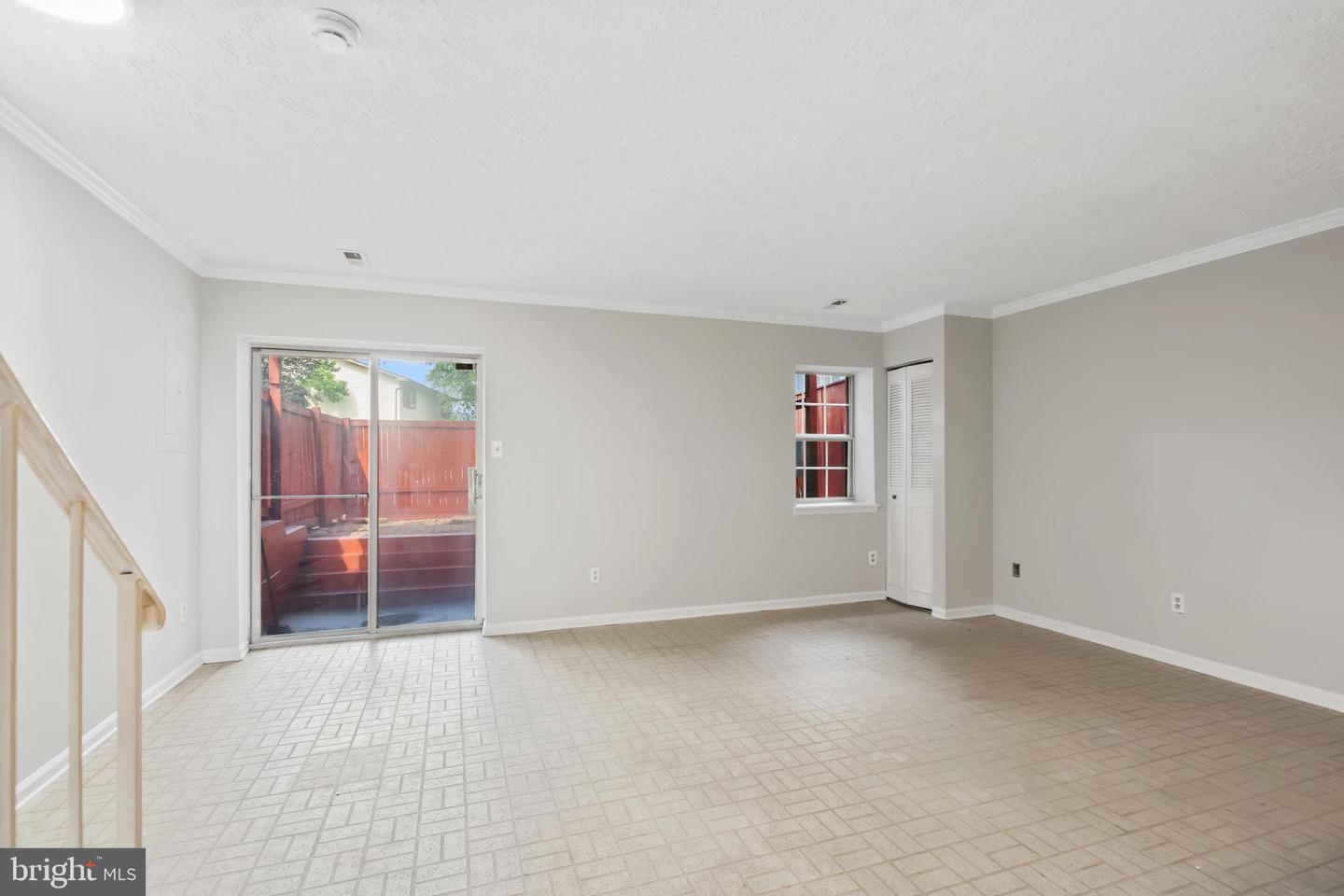 5501 WOODLAWN MANOR CT, ALEXANDRIA, Virginia 22309, 4 Bedrooms Bedrooms, ,3 BathroomsBathrooms,Residential,For sale,5501 WOODLAWN MANOR CT,VAFX2253830 MLS # VAFX2253830