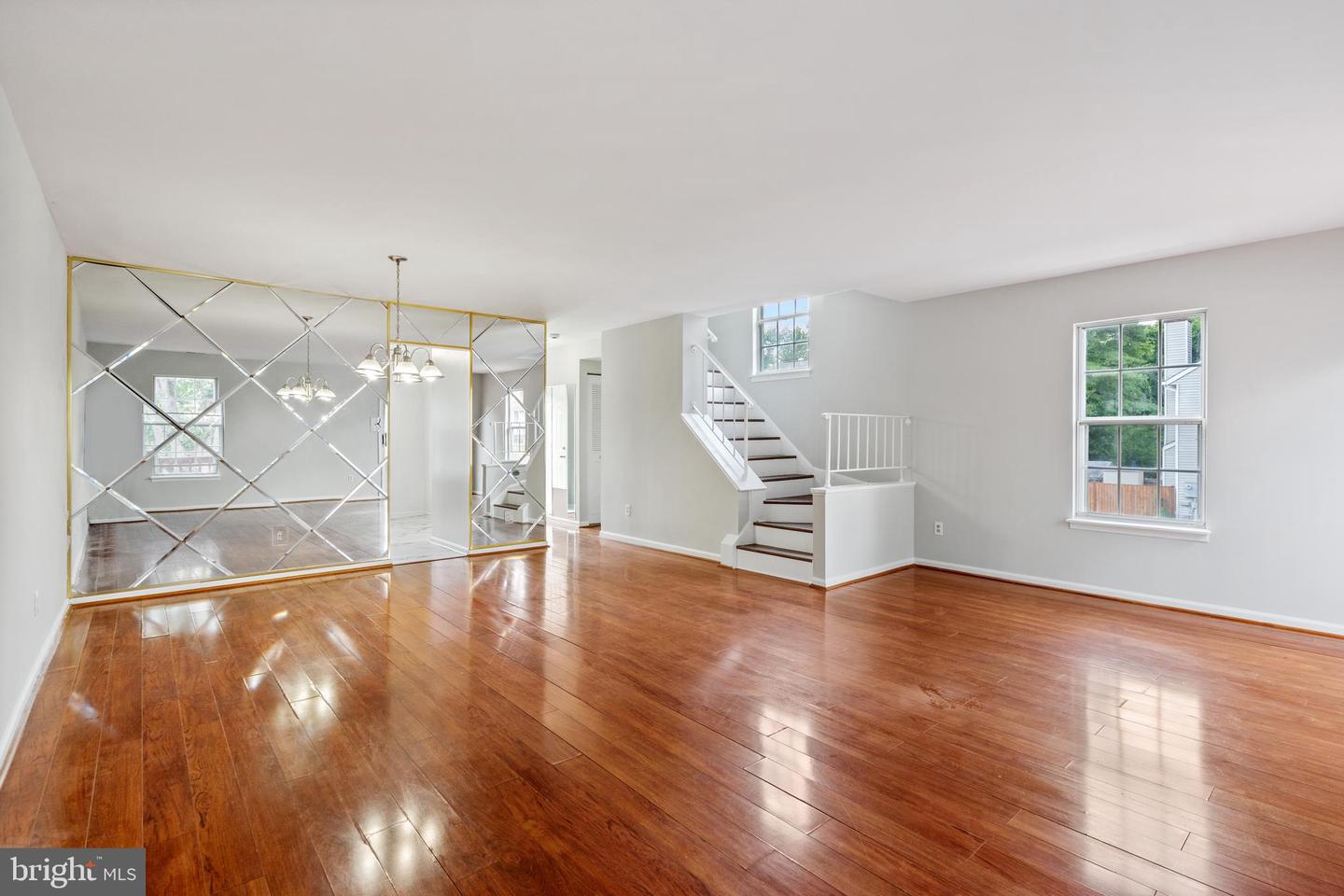 5501 WOODLAWN MANOR CT, ALEXANDRIA, Virginia 22309, 4 Bedrooms Bedrooms, ,3 BathroomsBathrooms,Residential,For sale,5501 WOODLAWN MANOR CT,VAFX2253830 MLS # VAFX2253830