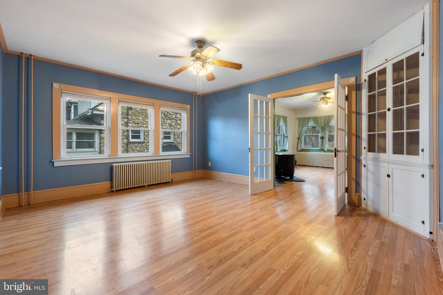 233 VIRGINIA AVE, FRONT ROYAL, Virginia 22630, 5 Bedrooms Bedrooms, 12 Rooms Rooms,2 BathroomsBathrooms,Residential,For sale,233 VIRGINIA AVE,VAWR2011632 MLS # VAWR2011632