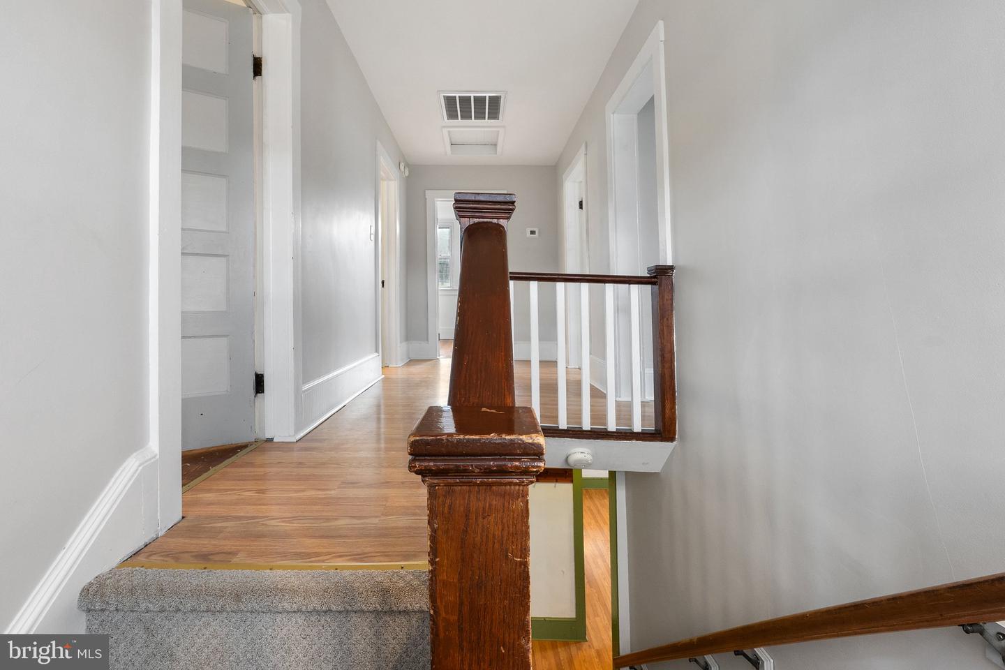 233 VIRGINIA AVE, FRONT ROYAL, Virginia 22630, 5 Bedrooms Bedrooms, 12 Rooms Rooms,2 BathroomsBathrooms,Residential,For sale,233 VIRGINIA AVE,VAWR2011632 MLS # VAWR2011632
