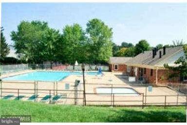6026 HAVERHILL CT, SPRINGFIELD, Virginia 22152, 3 Bedrooms Bedrooms, 8 Rooms Rooms,2 BathroomsBathrooms,Residential,For sale,6026 HAVERHILL CT,VAFX2253840 MLS # VAFX2253840