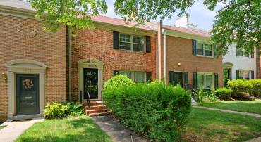 6026 HAVERHILL CT, SPRINGFIELD, Virginia 22152, 3 Bedrooms Bedrooms, 8 Rooms Rooms,2 BathroomsBathrooms,Residential,For sale,6026 HAVERHILL CT,VAFX2253840 MLS # VAFX2253840