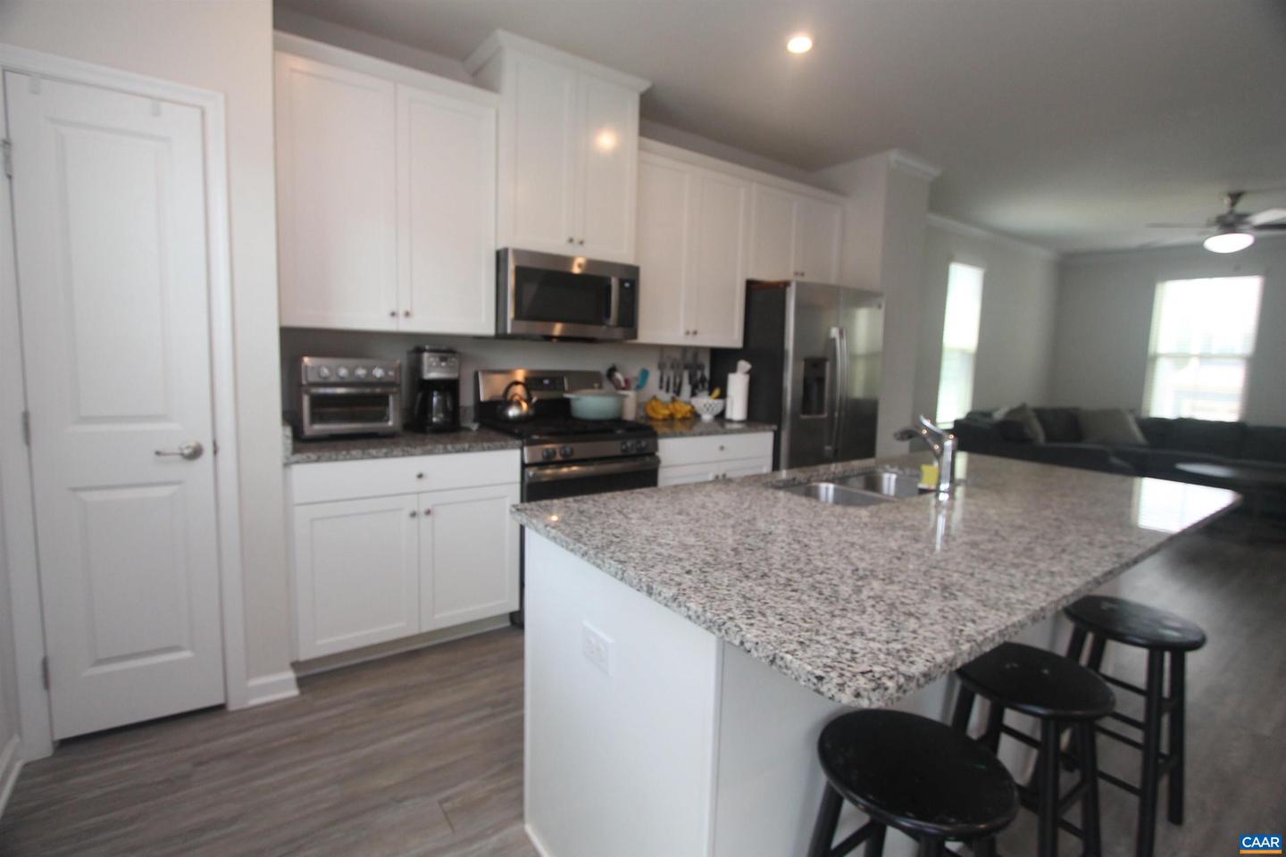 1543 DELPHI LN, CHARLOTTESVILLE, Virginia 22911, 3 Bedrooms Bedrooms, ,2 BathroomsBathrooms,Residential,For sale,1543 DELPHI LN,666461 MLS # 666461