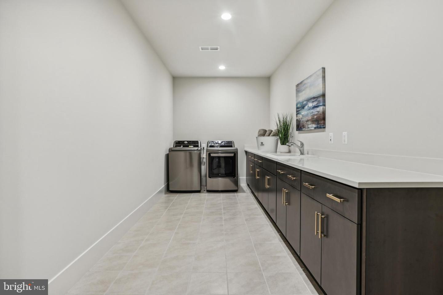 9142 BELVEDERE BRANCH DR, GREAT FALLS, Virginia 22066, 6 Bedrooms Bedrooms, ,6 BathroomsBathrooms,Residential,For sale,9142 BELVEDERE BRANCH DR,VAFX2253350 MLS # VAFX2253350