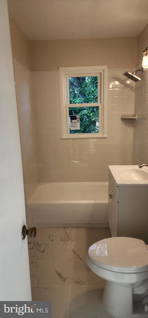 13017 KIMBROUGH LN, WOODBRIDGE, Virginia 22193, 4 Bedrooms Bedrooms, ,2 BathroomsBathrooms,Residential,For sale,13017 KIMBROUGH LN,VAPW2098538 MLS # VAPW2098538