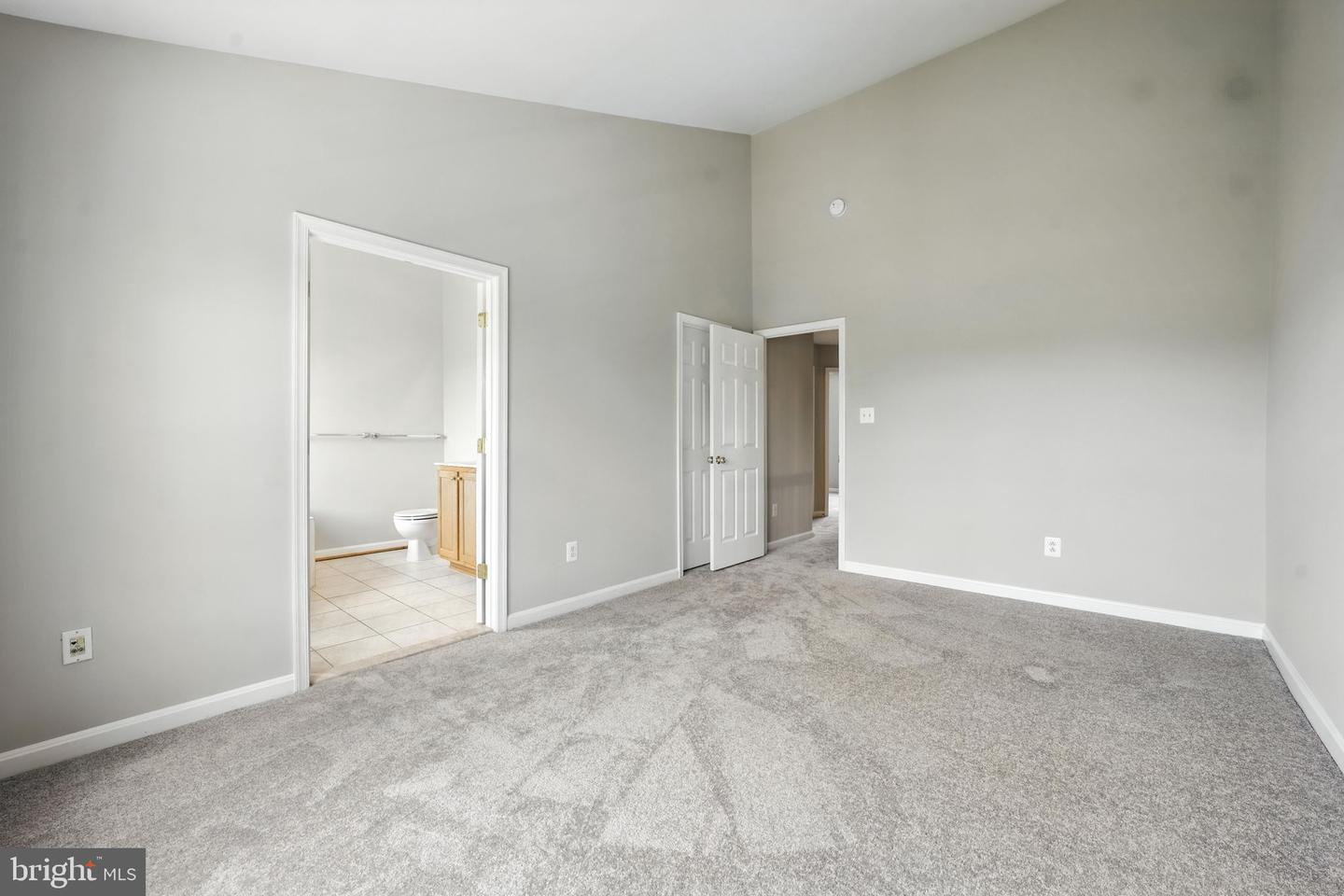 6167 MYRADALE WAY, HAYMARKET, Virginia 20169, 3 Bedrooms Bedrooms, ,2 BathroomsBathrooms,Residential,For sale,6167 MYRADALE WAY,VAPW2098556 MLS # VAPW2098556