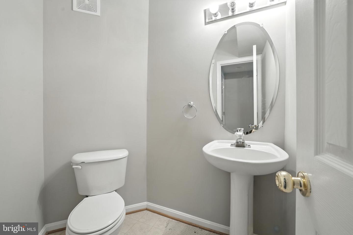 6167 MYRADALE WAY, HAYMARKET, Virginia 20169, 3 Bedrooms Bedrooms, ,2 BathroomsBathrooms,Residential,For sale,6167 MYRADALE WAY,VAPW2098556 MLS # VAPW2098556
