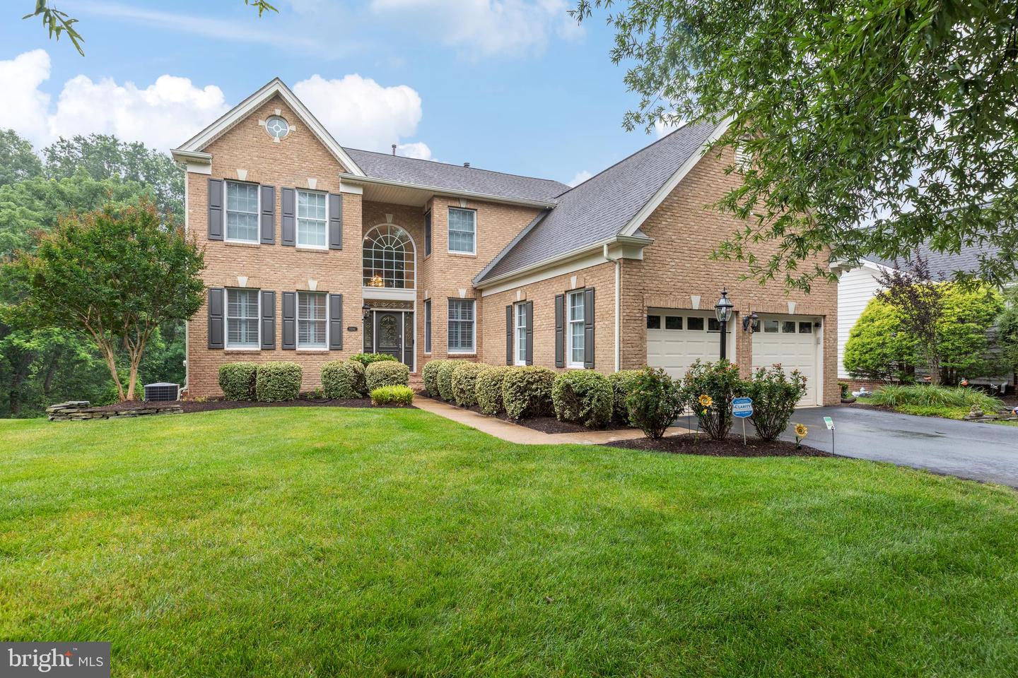 15292 GOLF VIEW DR, HAYMARKET, Virginia 20169, 4 Bedrooms Bedrooms, ,4 BathroomsBathrooms,Residential,For sale,15292 GOLF VIEW DR,VAPW2098570 MLS # VAPW2098570