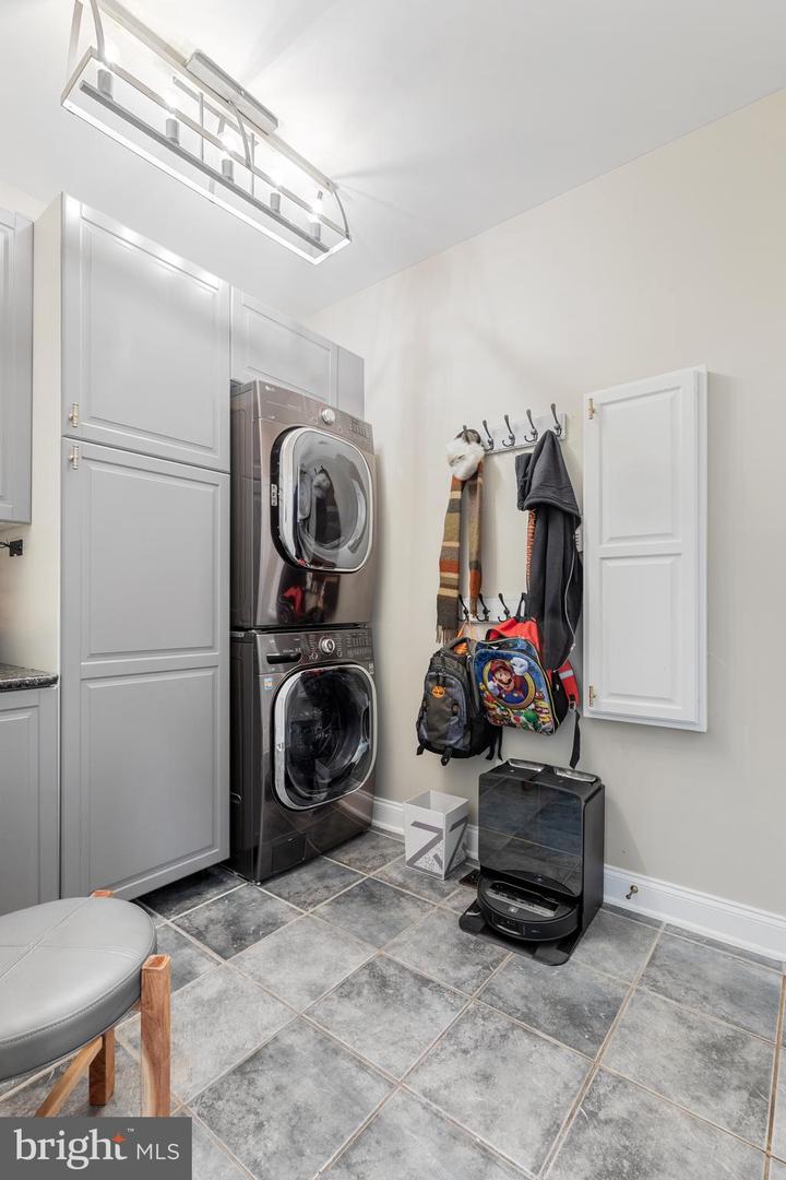 15292 GOLF VIEW DR, HAYMARKET, Virginia 20169, 4 Bedrooms Bedrooms, ,4 BathroomsBathrooms,Residential,For sale,15292 GOLF VIEW DR,VAPW2098570 MLS # VAPW2098570