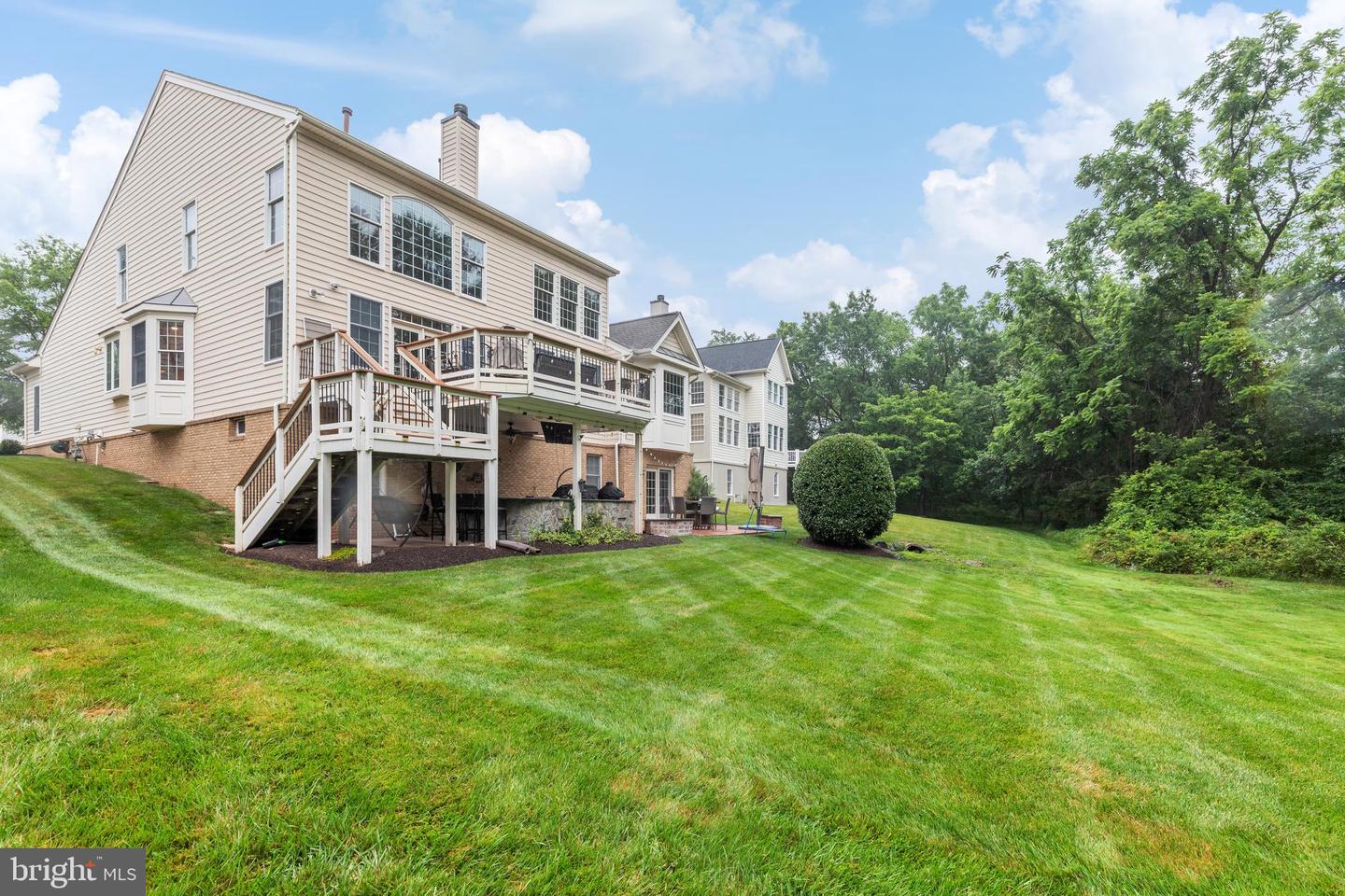 15292 GOLF VIEW DR, HAYMARKET, Virginia 20169, 4 Bedrooms Bedrooms, ,4 BathroomsBathrooms,Residential,For sale,15292 GOLF VIEW DR,VAPW2098570 MLS # VAPW2098570
