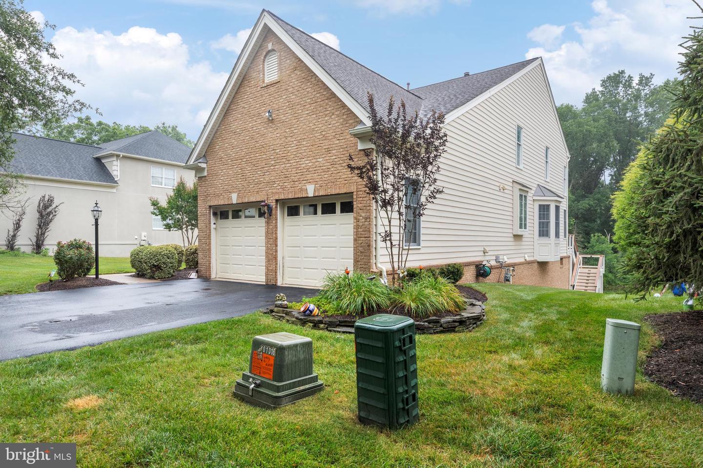 15292 GOLF VIEW DR, HAYMARKET, Virginia 20169, 4 Bedrooms Bedrooms, ,4 BathroomsBathrooms,Residential,For sale,15292 GOLF VIEW DR,VAPW2098570 MLS # VAPW2098570
