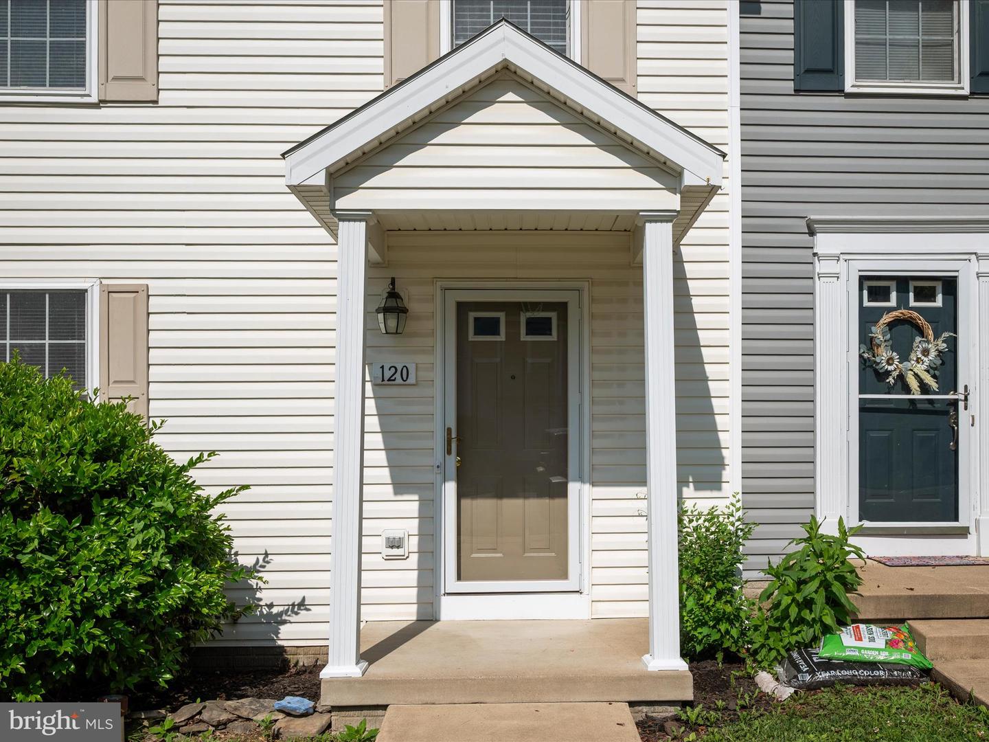 120 SEABREEZE, WINCHESTER, Virginia 22602, 3 Bedrooms Bedrooms, ,3 BathroomsBathrooms,Residential,For sale,120 SEABREEZE,VAFV2035278 MLS # VAFV2035278