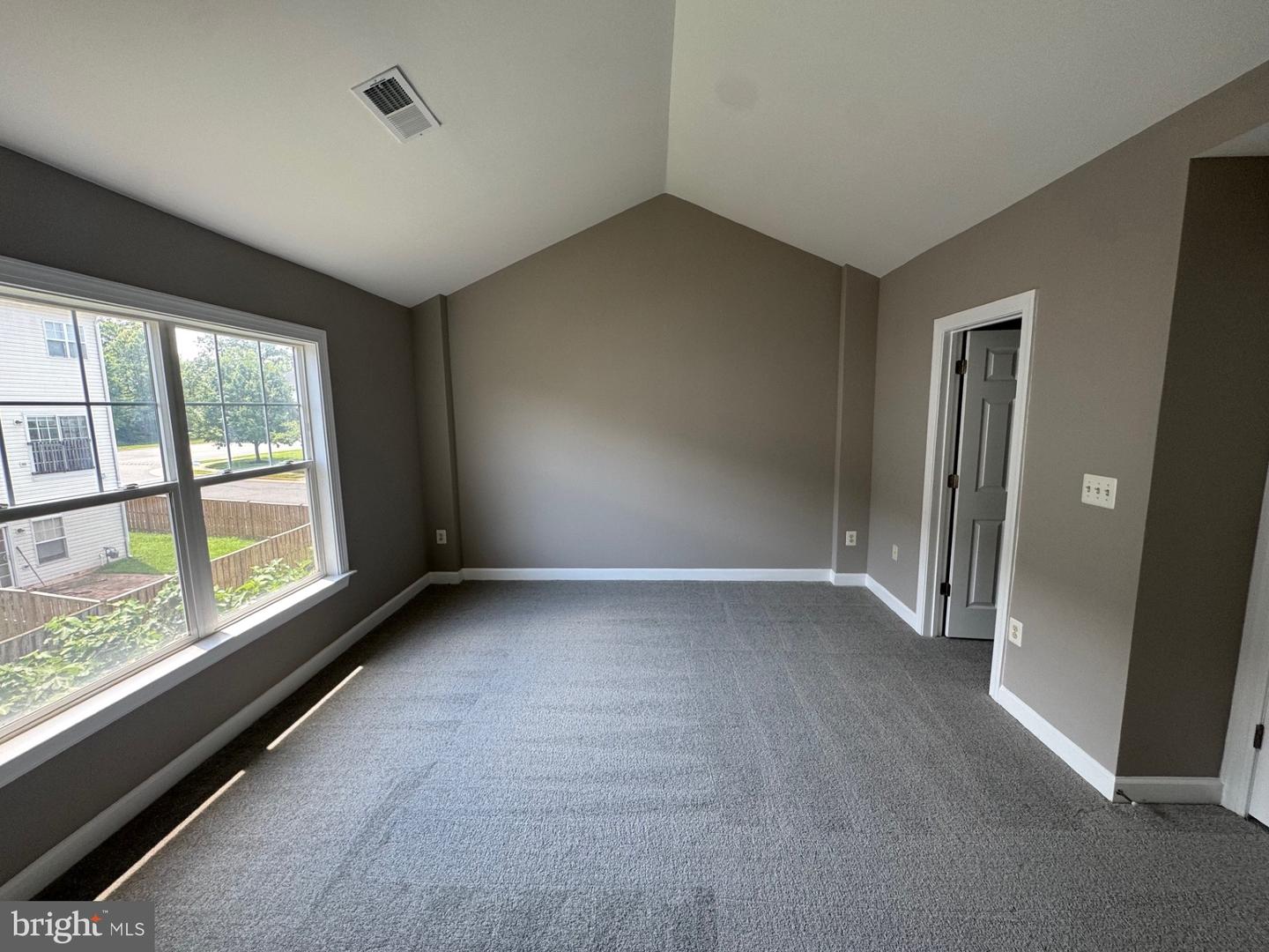 8147 CELLO WAY, MANASSAS, Virginia 20111, 3 Bedrooms Bedrooms, ,3 BathroomsBathrooms,Residential,For sale,8147 CELLO WAY,VAPW2098594 MLS # VAPW2098594