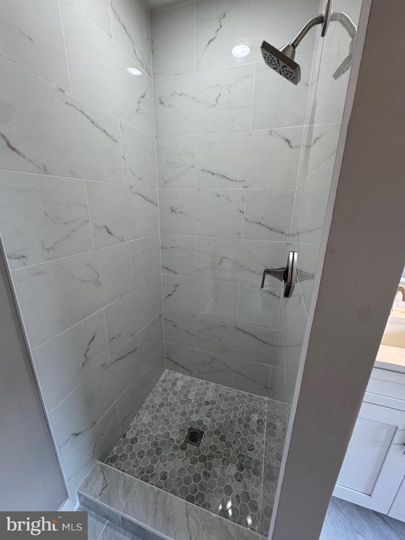 8147 CELLO WAY, MANASSAS, Virginia 20111, 3 Bedrooms Bedrooms, ,3 BathroomsBathrooms,Residential,For sale,8147 CELLO WAY,VAPW2098594 MLS # VAPW2098594