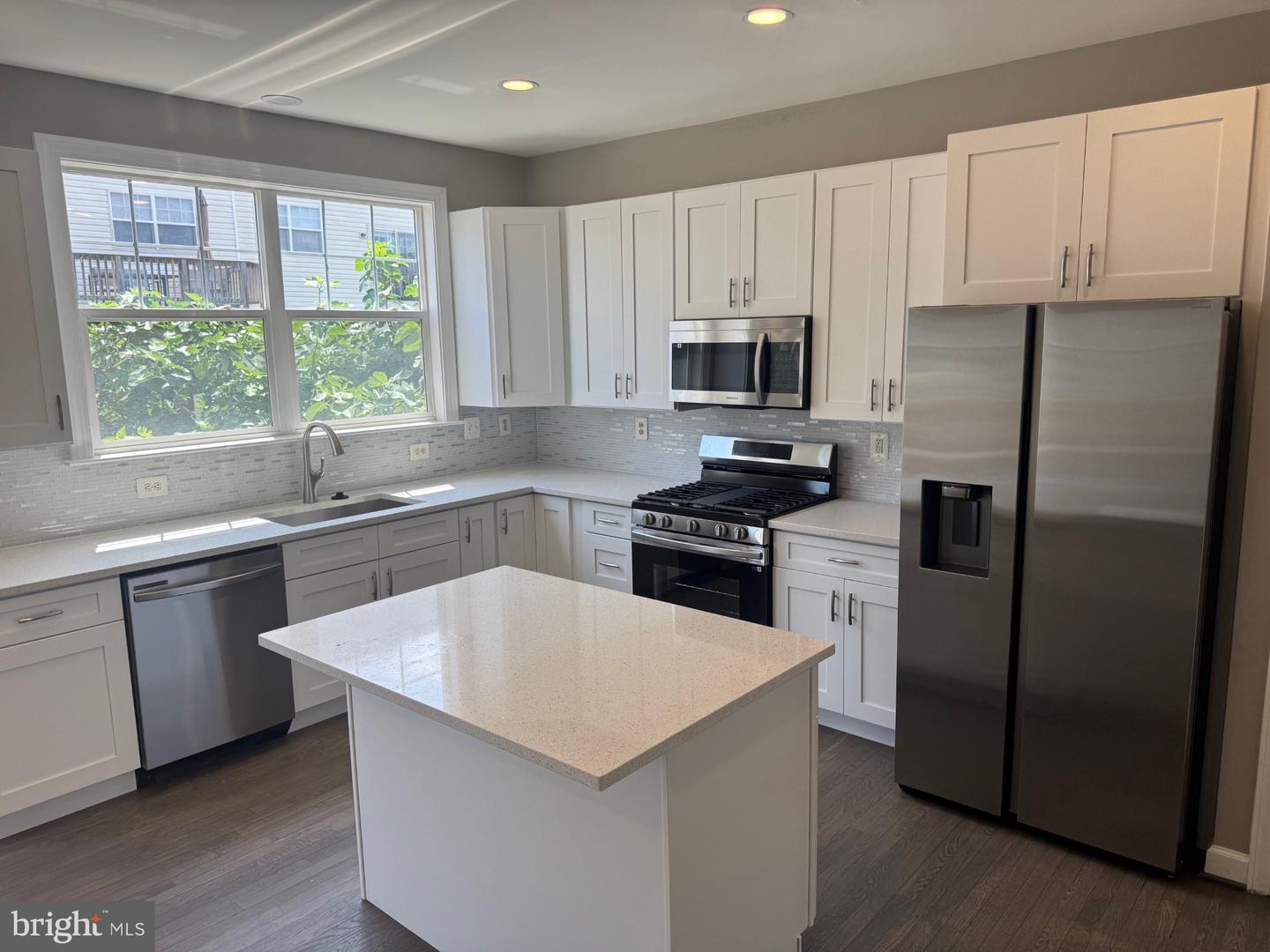 8147 CELLO WAY, MANASSAS, Virginia 20111, 3 Bedrooms Bedrooms, ,3 BathroomsBathrooms,Residential,For sale,8147 CELLO WAY,VAPW2098594 MLS # VAPW2098594