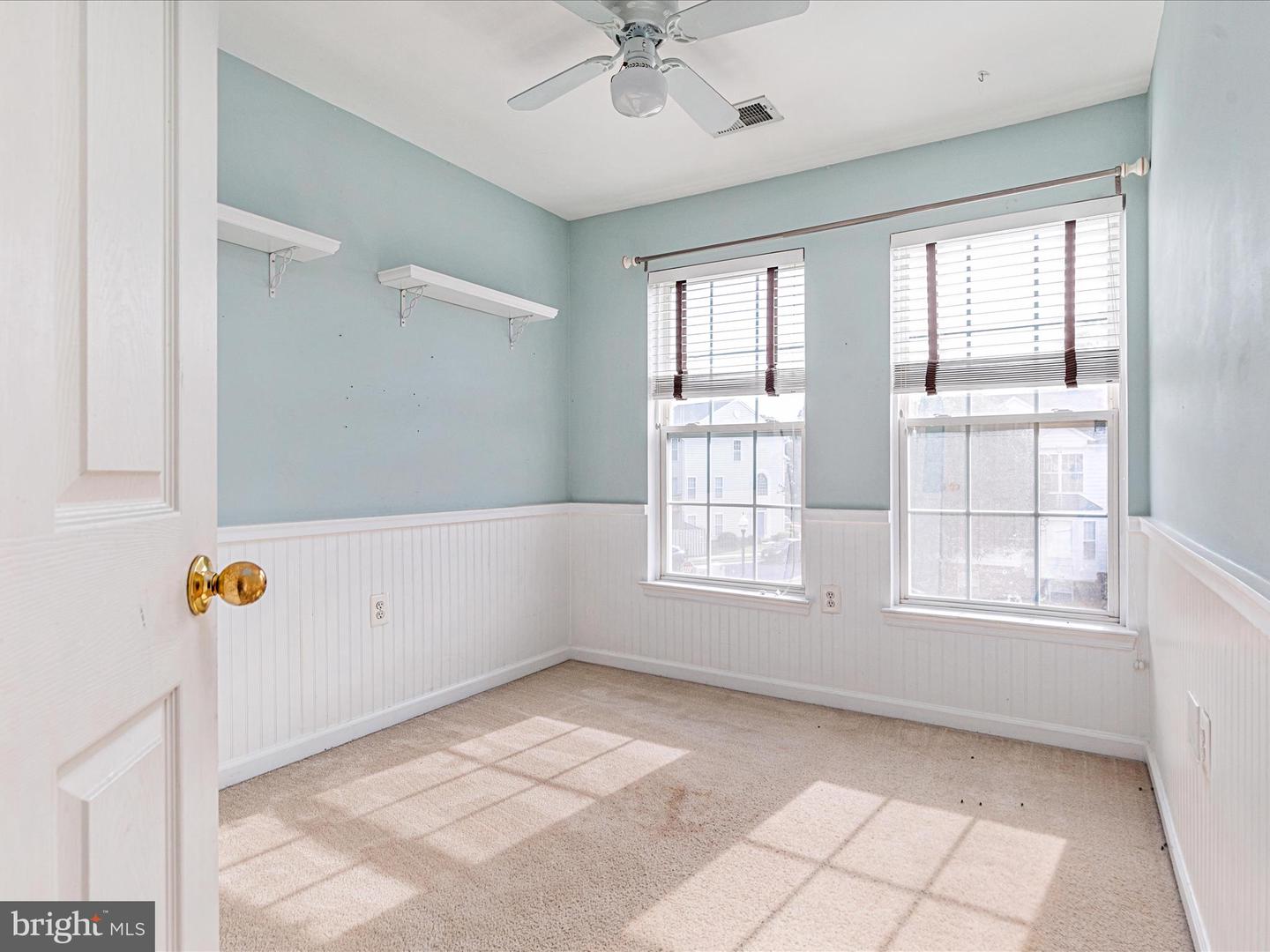 17365 AVION SQ, ROUND HILL, Virginia 20141, 3 Bedrooms Bedrooms, ,2 BathroomsBathrooms,Residential,For sale,17365 AVION SQ,VALO2101242 MLS # VALO2101242