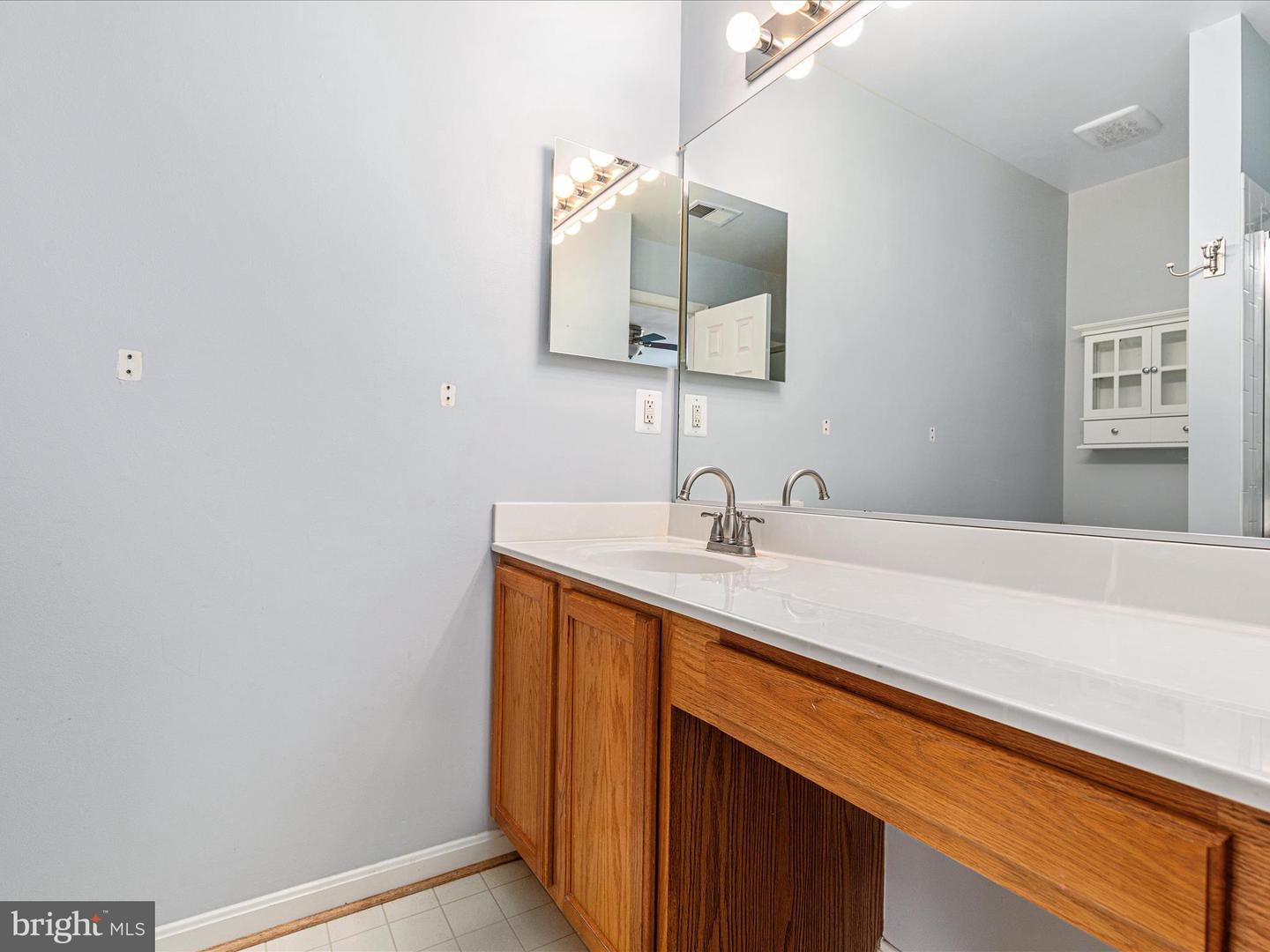 17365 AVION SQ, ROUND HILL, Virginia 20141, 3 Bedrooms Bedrooms, ,2 BathroomsBathrooms,Residential,For sale,17365 AVION SQ,VALO2101242 MLS # VALO2101242