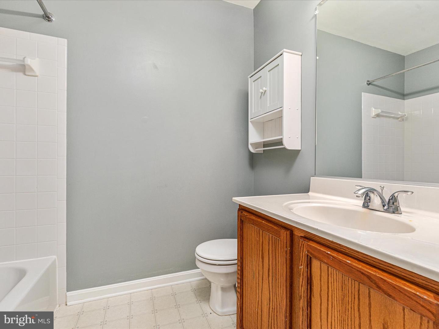 17365 AVION SQ, ROUND HILL, Virginia 20141, 3 Bedrooms Bedrooms, ,2 BathroomsBathrooms,Residential,For sale,17365 AVION SQ,VALO2101242 MLS # VALO2101242