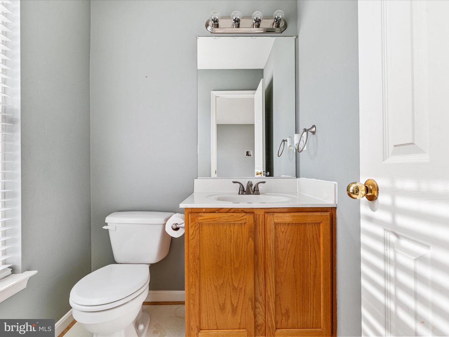 17365 AVION SQ, ROUND HILL, Virginia 20141, 3 Bedrooms Bedrooms, ,2 BathroomsBathrooms,Residential,For sale,17365 AVION SQ,VALO2101242 MLS # VALO2101242