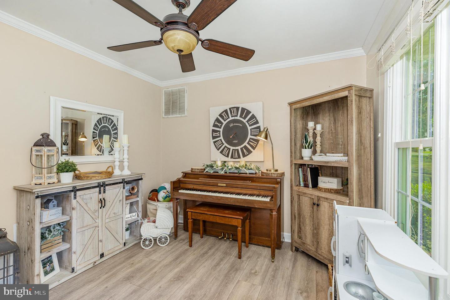 4511 CORNWALL CT, FREDERICKSBURG, Virginia 22408, 3 Bedrooms Bedrooms, ,2 BathroomsBathrooms,Residential,For sale,4511 CORNWALL CT,VASP2034482 MLS # VASP2034482