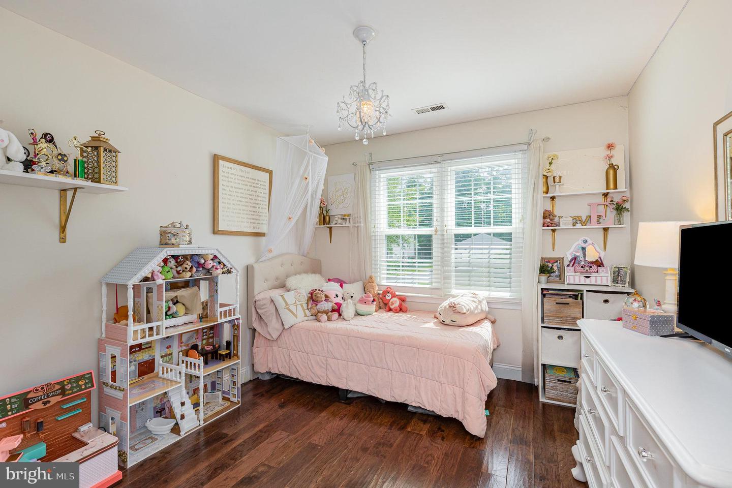 4511 CORNWALL CT, FREDERICKSBURG, Virginia 22408, 3 Bedrooms Bedrooms, ,2 BathroomsBathrooms,Residential,For sale,4511 CORNWALL CT,VASP2034482 MLS # VASP2034482