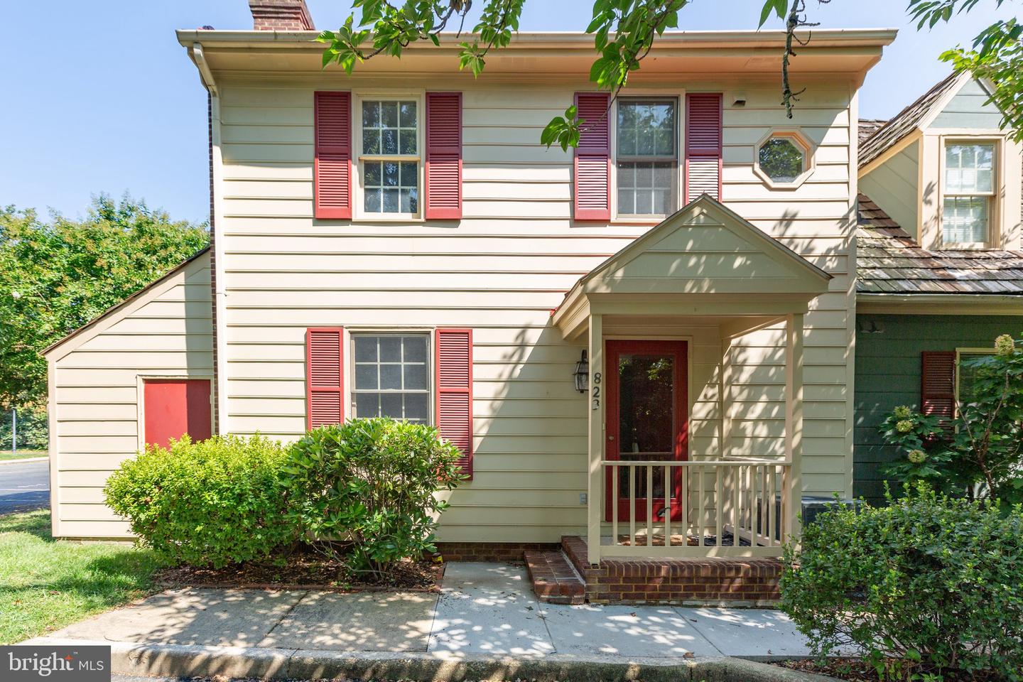 823 COLLEGE AVE, FREDERICKSBURG, Virginia 22401, 2 Bedrooms Bedrooms, ,1 BathroomBathrooms,Residential,For sale,823 COLLEGE AVE,VAFB2008542 MLS # VAFB2008542