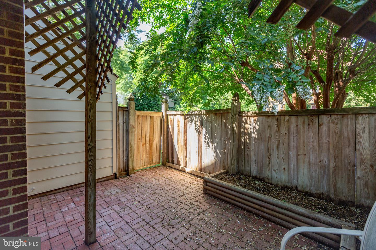 823 COLLEGE AVE, FREDERICKSBURG, Virginia 22401, 2 Bedrooms Bedrooms, ,1 BathroomBathrooms,Residential,For sale,823 COLLEGE AVE,VAFB2008542 MLS # VAFB2008542