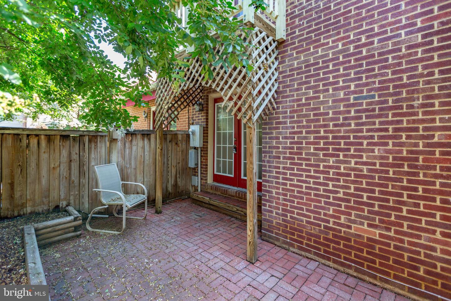 823 COLLEGE AVE, FREDERICKSBURG, Virginia 22401, 2 Bedrooms Bedrooms, ,1 BathroomBathrooms,Residential,For sale,823 COLLEGE AVE,VAFB2008542 MLS # VAFB2008542
