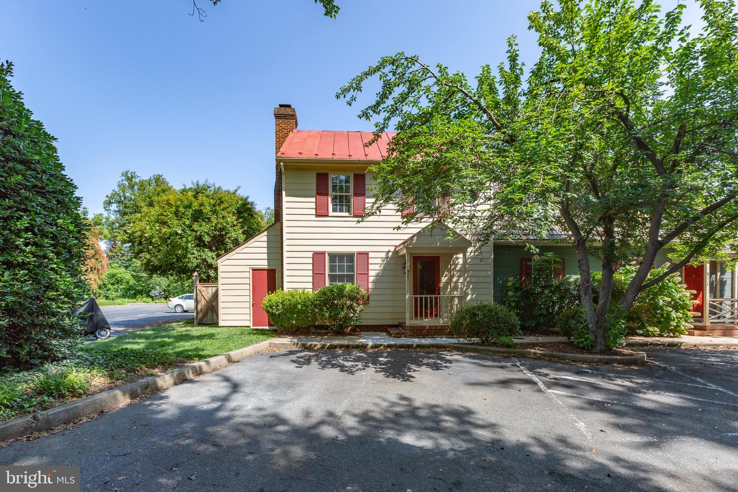 823 COLLEGE AVE, FREDERICKSBURG, Virginia 22401, 2 Bedrooms Bedrooms, ,1 BathroomBathrooms,Residential,For sale,823 COLLEGE AVE,VAFB2008542 MLS # VAFB2008542