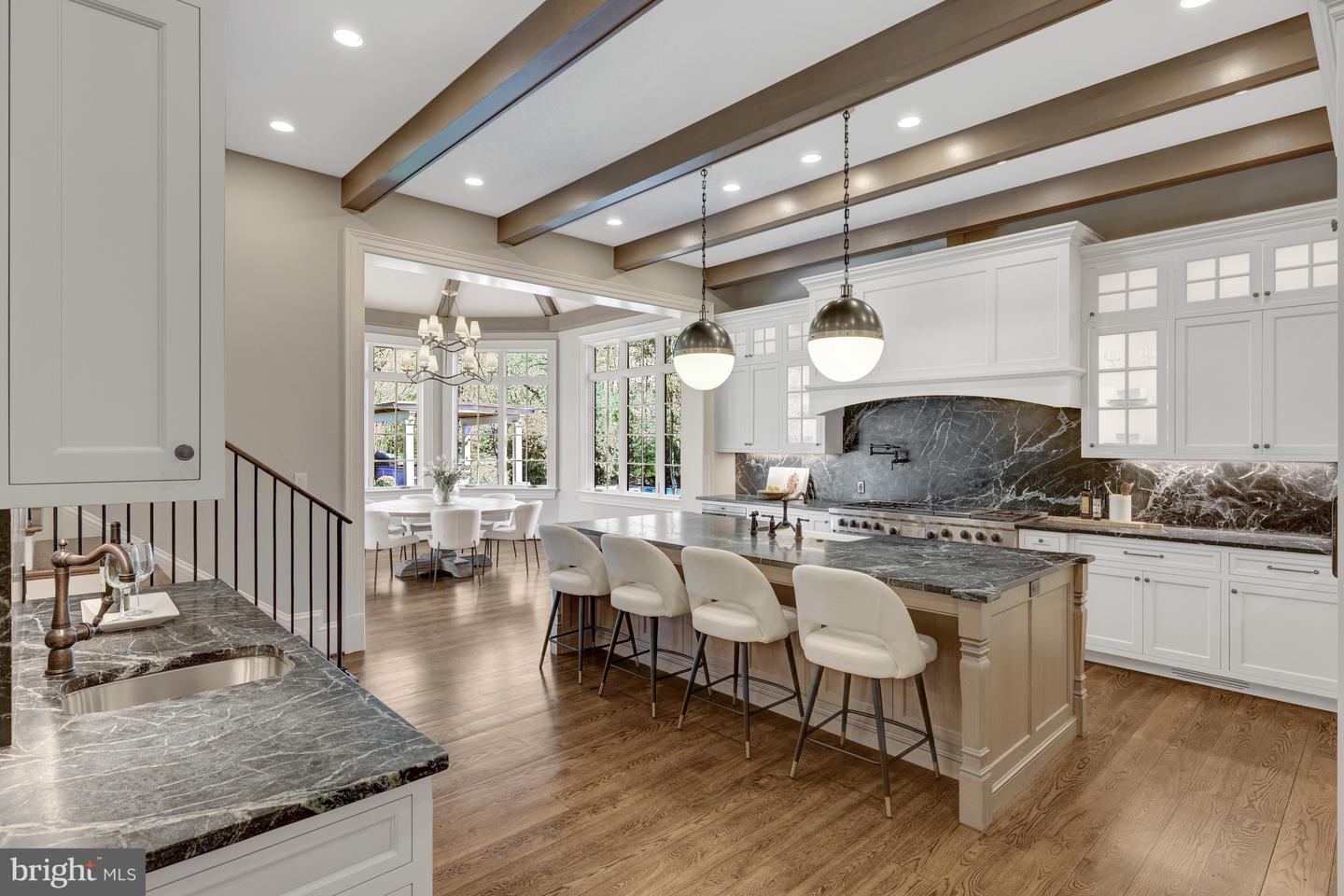954 MACKALL FARMS LN, MCLEAN, Virginia 22101, 5 Bedrooms Bedrooms, ,5 BathroomsBathrooms,Residential,For sale,954 MACKALL FARMS LN,VAFX2253574 MLS # VAFX2253574