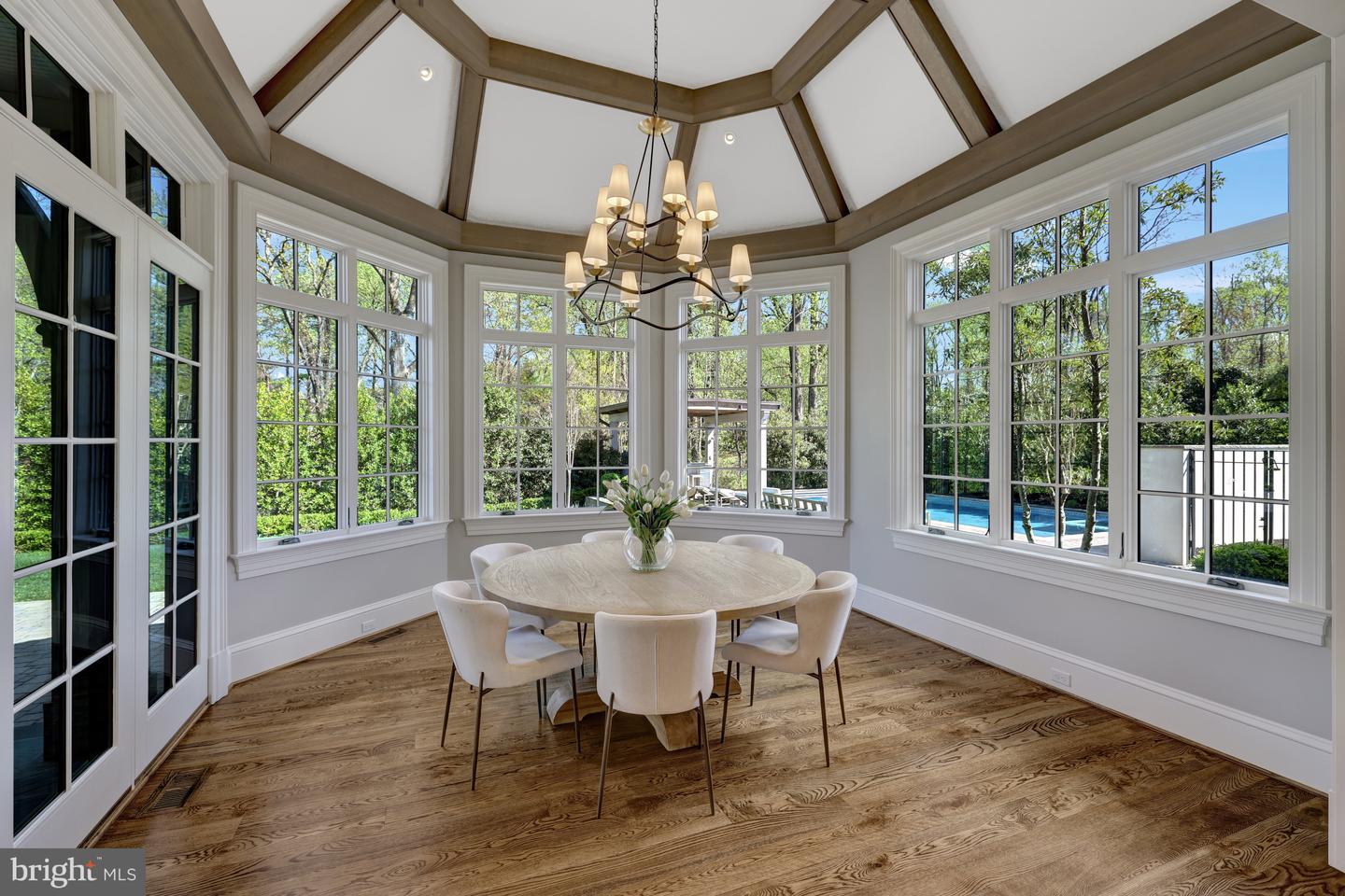 954 MACKALL FARMS LN, MCLEAN, Virginia 22101, 5 Bedrooms Bedrooms, ,5 BathroomsBathrooms,Residential,For sale,954 MACKALL FARMS LN,VAFX2253574 MLS # VAFX2253574