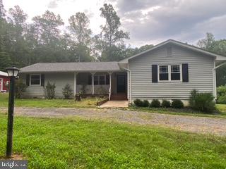 290 HARTLAKE DR, FREDERICKSBURG, Virginia 22406, 3 Bedrooms Bedrooms, ,2 BathroomsBathrooms,Residential,For sale,290 HARTLAKE DR,VAST2040504 MLS # VAST2040504