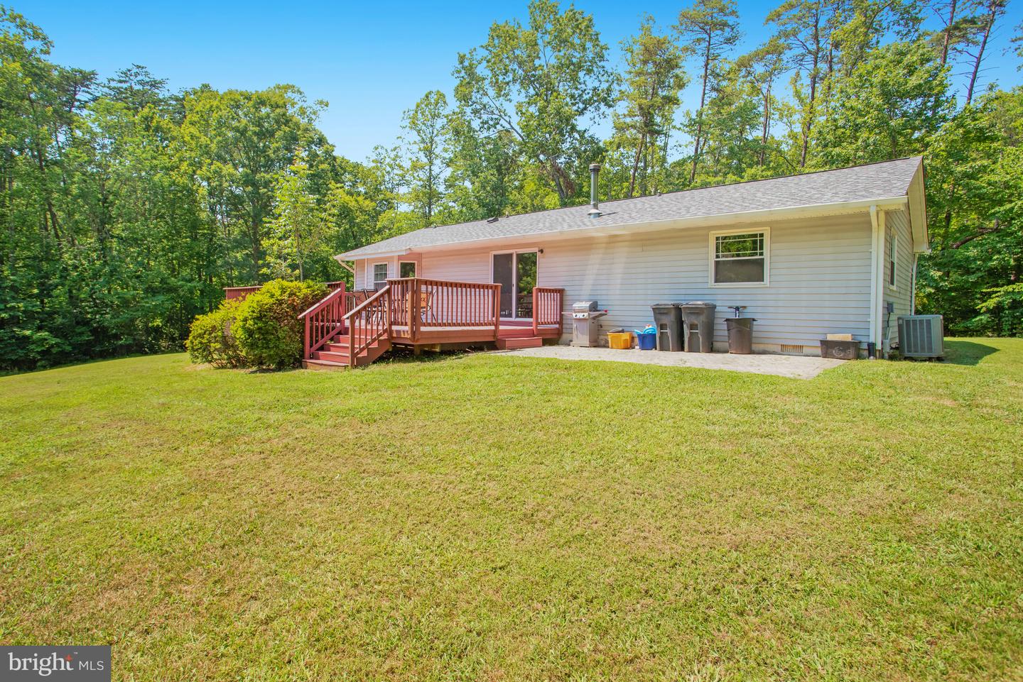 290 HARTLAKE DR, FREDERICKSBURG, Virginia 22406, 3 Bedrooms Bedrooms, ,2 BathroomsBathrooms,Residential,For sale,290 HARTLAKE DR,VAST2040504 MLS # VAST2040504