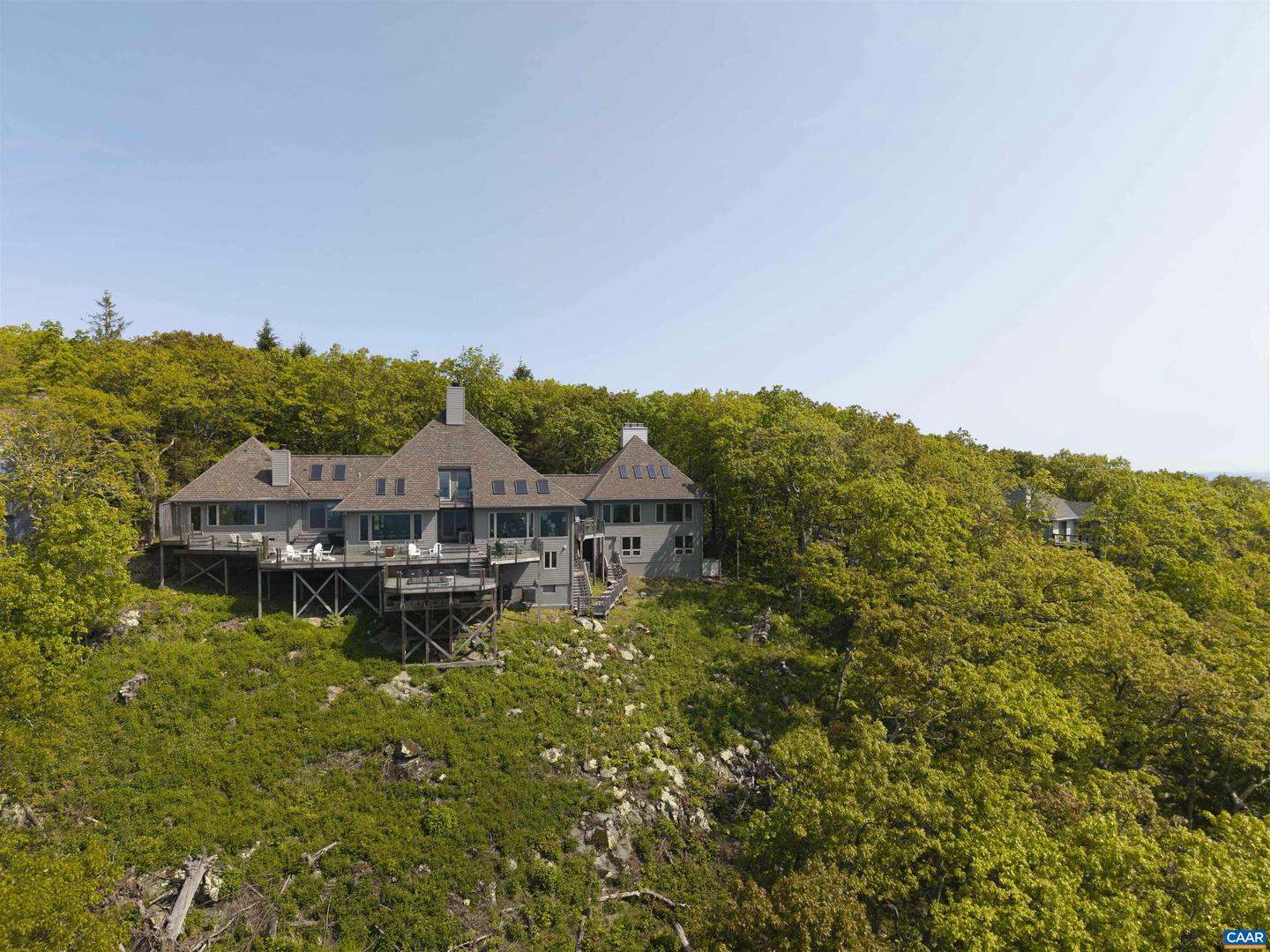 880 DEVILS KNOB LOOP, WINTERGREEN, Virginia 22967, 6 Bedrooms Bedrooms, ,5 BathroomsBathrooms,Residential,For sale,880 DEVILS KNOB LOOP,666428 MLS # 666428