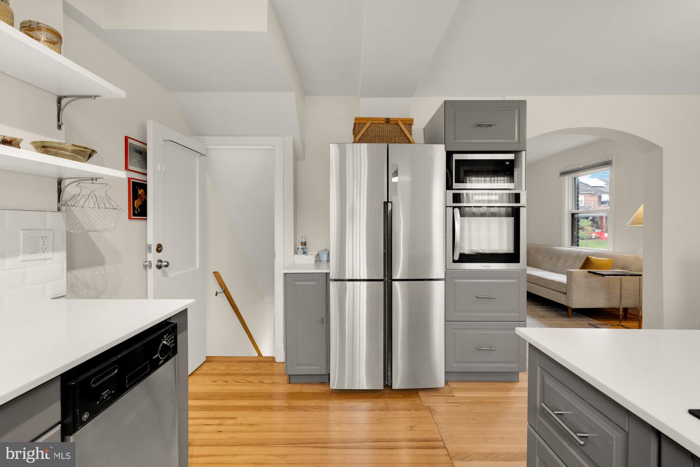 1916 T ST SE, WASHINGTON, District Of Columbia 20020, 2 Bedrooms Bedrooms, ,2 BathroomsBathrooms,Residential,For sale,1916 T ST SE,DCDC2209188 MLS # DCDC2209188