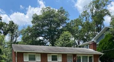 705 WARE ST SW, VIENNA, Virginia 22180, 3 Bedrooms Bedrooms, ,2 BathroomsBathrooms,Residential,For sale,705 WARE ST SW,VAFX2253712 MLS # VAFX2253712
