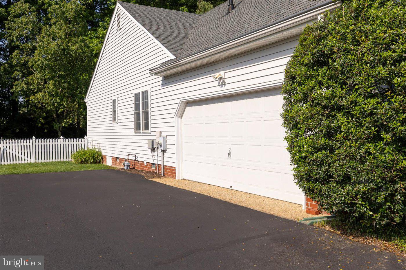 3821 MILL PLACE DR, GLEN ALLEN, Virginia 23060, 3 Bedrooms Bedrooms, ,2 BathroomsBathrooms,Residential,For sale,3821 MILL PLACE DR,VAHN2000974 MLS # VAHN2000974