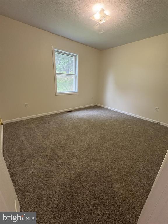 296 BRYCE BLVD, MOUNT JACKSON, Virginia 22842, 3 Bedrooms Bedrooms, ,2 BathroomsBathrooms,Residential,For sale,296 BRYCE BLVD,VASH2011932 MLS # VASH2011932
