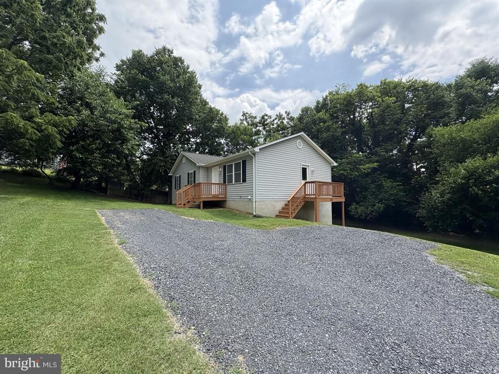 296 BRYCE BLVD, MOUNT JACKSON, Virginia 22842, 3 Bedrooms Bedrooms, ,2 BathroomsBathrooms,Residential,For sale,296 BRYCE BLVD,VASH2011932 MLS # VASH2011932