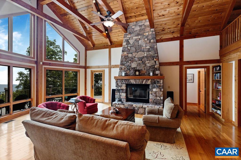 43 KNOB HILL PL, WINTERGREEN RESORT, Virginia 22967, 4 Bedrooms Bedrooms, ,3 BathroomsBathrooms,Residential,For sale,43 KNOB HILL PL,666463 MLS # 666463