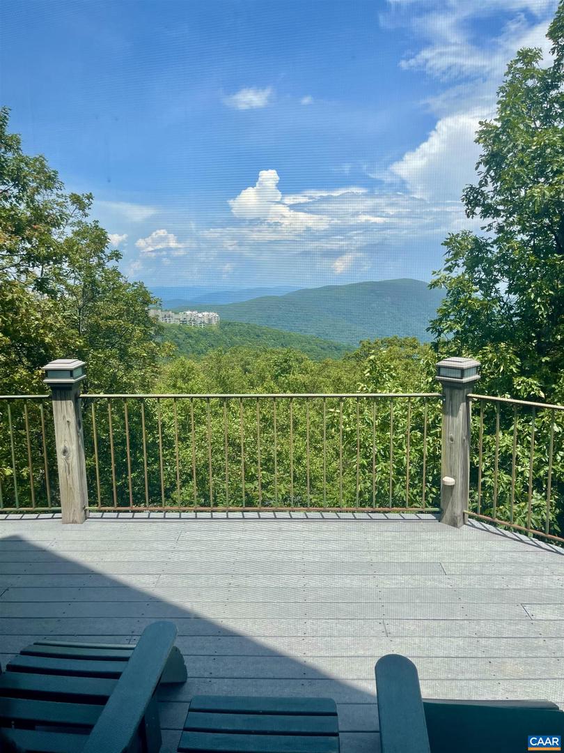 43 KNOB HILL PL, WINTERGREEN RESORT, Virginia 22967, 4 Bedrooms Bedrooms, ,3 BathroomsBathrooms,Residential,For sale,43 KNOB HILL PL,666463 MLS # 666463