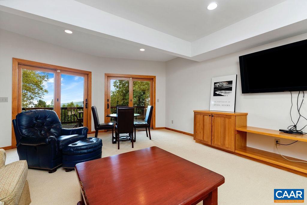 43 KNOB HILL PL, WINTERGREEN RESORT, Virginia 22967, 4 Bedrooms Bedrooms, ,3 BathroomsBathrooms,Residential,For sale,43 KNOB HILL PL,666463 MLS # 666463