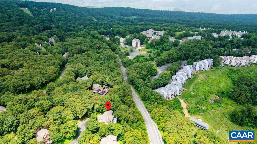 43 KNOB HILL PL, WINTERGREEN RESORT, Virginia 22967, 4 Bedrooms Bedrooms, ,3 BathroomsBathrooms,Residential,For sale,43 KNOB HILL PL,666463 MLS # 666463