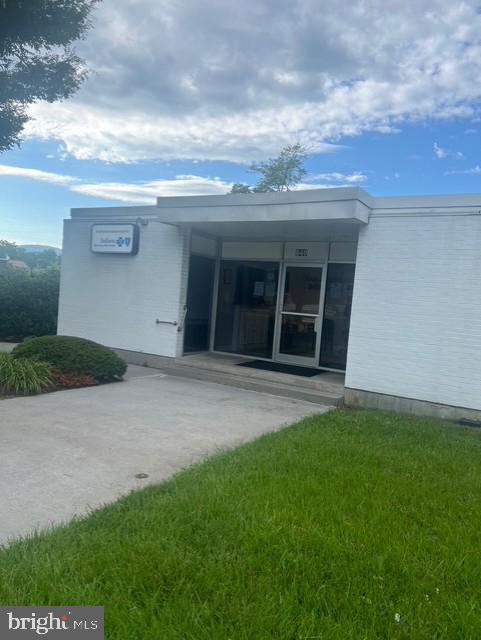 840 COMMERCE AVE N, FRONT ROYAL, Virginia 22630, ,Land,For sale,840 COMMERCE AVE N,VAWR2011638 MLS # VAWR2011638