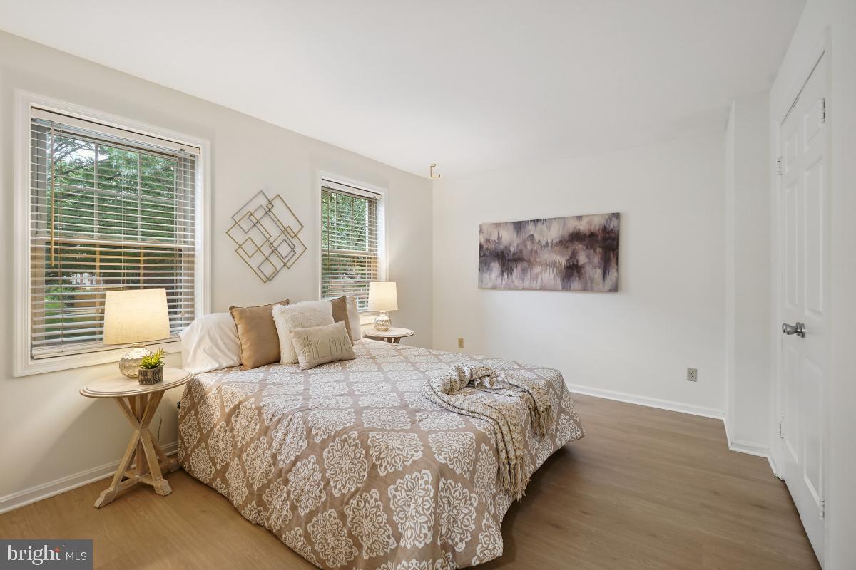 1305 E ABINGDON DR #3, ALEXANDRIA, Virginia 22314, 1 Bedroom Bedrooms, ,1 BathroomBathrooms,Residential,For sale,1305 E ABINGDON DR #3,VAAX2037656 MLS # VAAX2037656