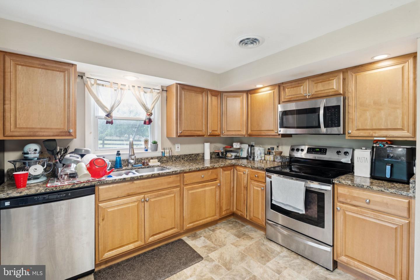 1440 OLD CHARLES TOWN RD, BERRYVILLE, Virginia 22611, 3 Bedrooms Bedrooms, ,2 BathroomsBathrooms,Residential,For sale,1440 OLD CHARLES TOWN RD,VACL2003166 MLS # VACL2003166