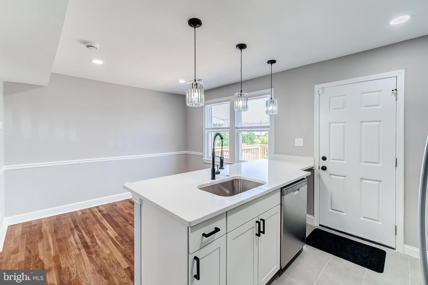 1902 GOOD HOPE RD SE, WASHINGTON, District Of Columbia 20020, 3 Bedrooms Bedrooms, ,2 BathroomsBathrooms,Residential,For sale,1902 GOOD HOPE RD SE,DCDC2193890 MLS # DCDC2193890